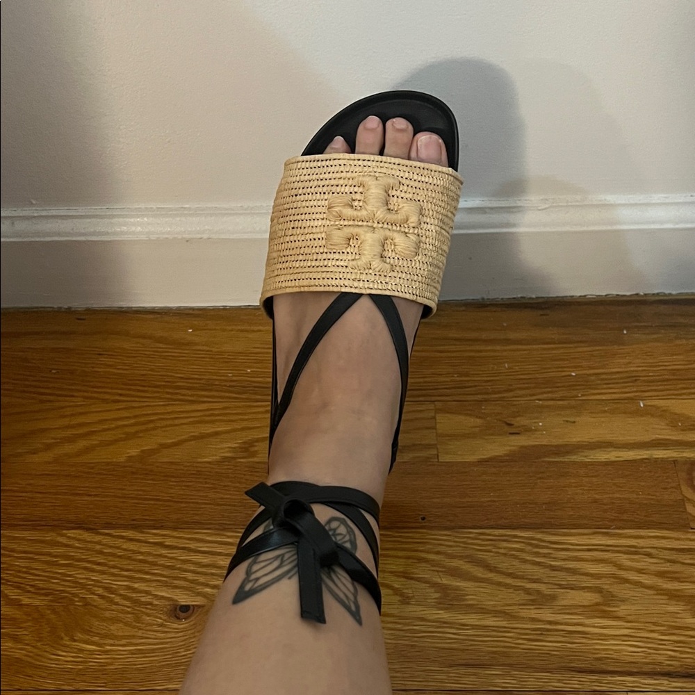 Tory Burch Black and Tan Platform Sandals - Picture 5 of 6